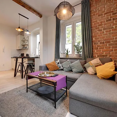 Apartmán Rentplanet - Sikorskiego Sklářská Poruba